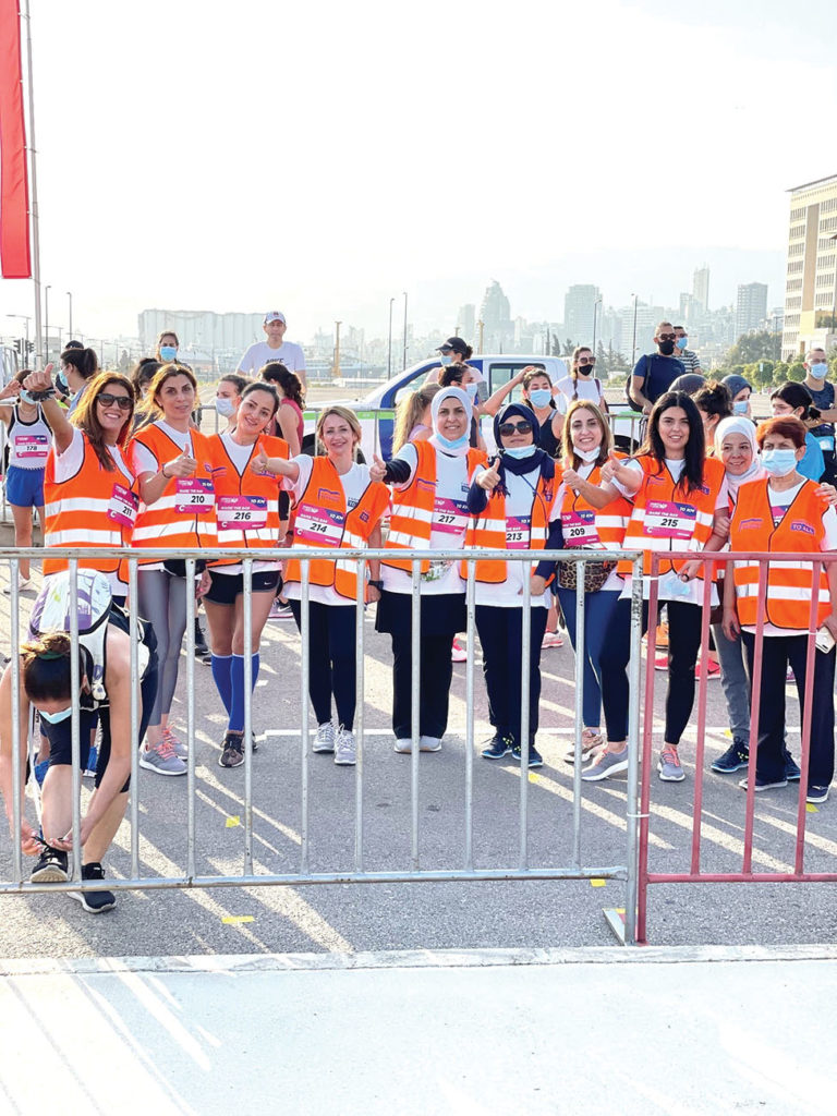 سيدات محطة الحاويات يركضن لضحايا إنفجار مرفأ بيروت
