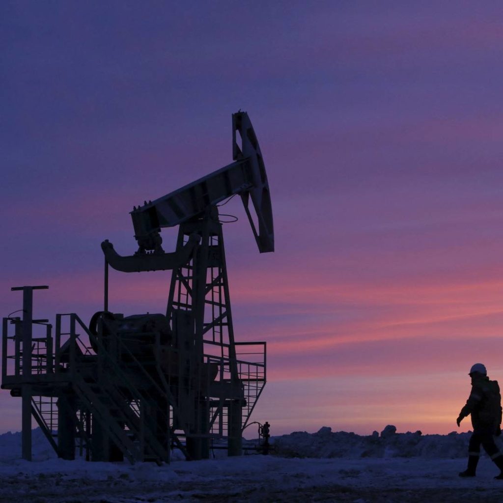 Oil drops 2% amid Russia Ukraine Peace Talks