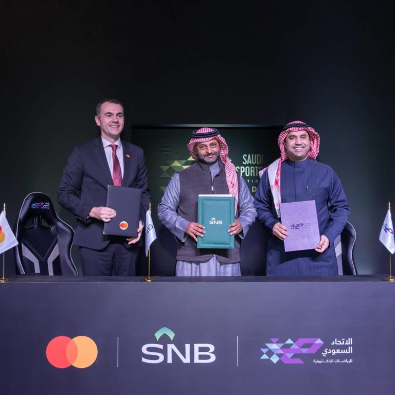 SNB يوقع اتفاقية تعاون مع SEF و MASTERCARD
