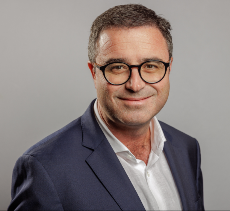 Hilton Salwa Beach Resort & Villas Welcomes andre borg as General Manager