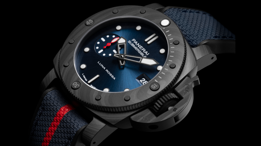 Race against time: Submersible Luna Rossa Carbotech™